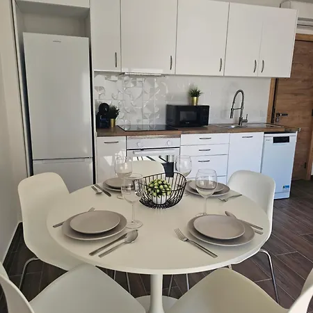 Apartman Ea Summer House *